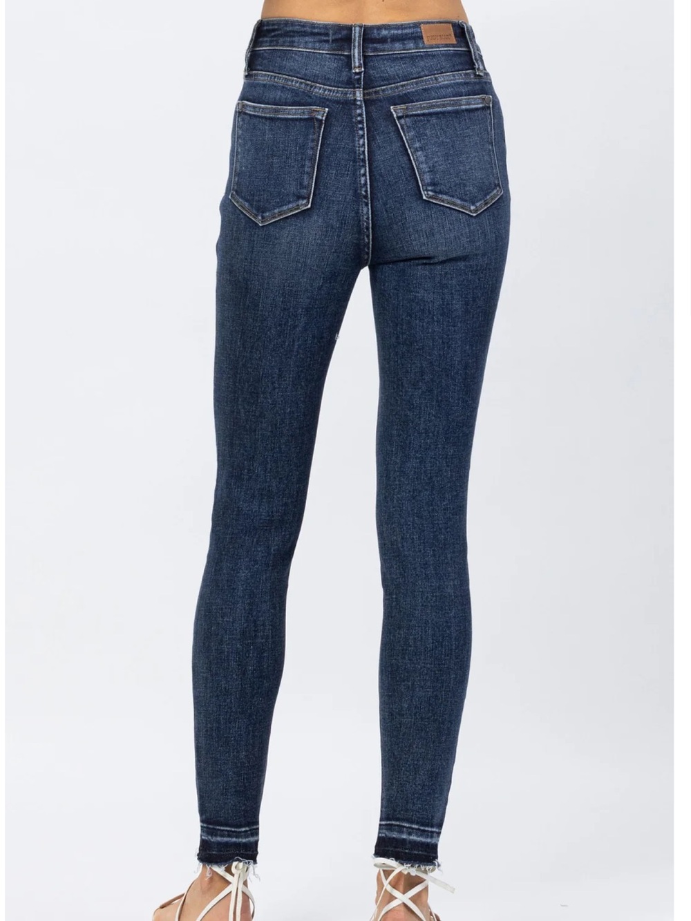 NWOT Judy Blue Skinny Jeans(size 29) - Picture 11 of 12
